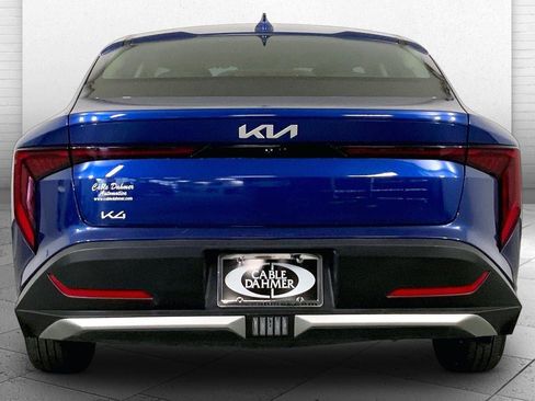 Certified 2025 Kia K4 FWD image 3