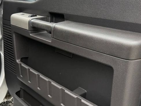 Used 2015 Ford F250 Lariat w/ Lariat Ultimate Package image 29