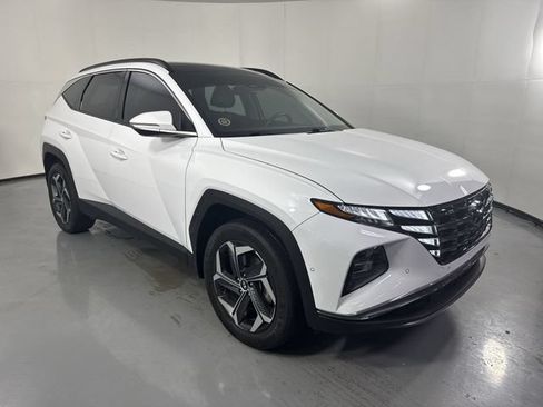 Used 2022 Hyundai Tucson Limited AWD/4WD image 3