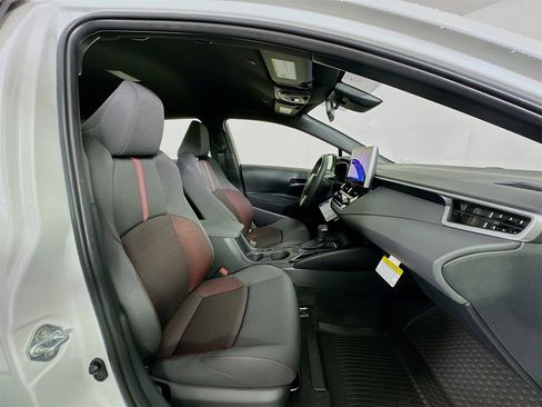 Used 2026 Toyota Corolla SE image 26