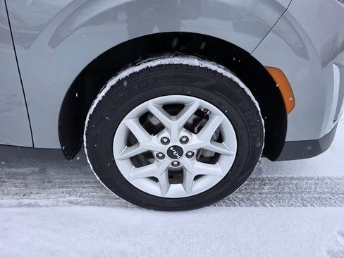 Certified 2023 Kia Soul LX w/ LX Technology Package image 12