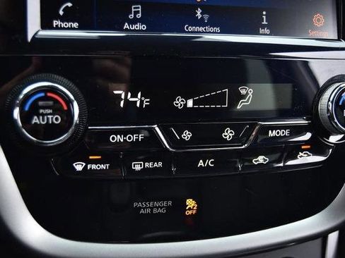 Certified 2024 Nissan Murano SV image 16