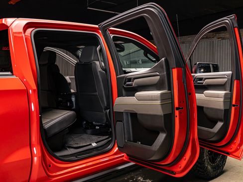 Used 2025 Chevrolet Silverado 1500 ZR2 w/ ZR2 Bison Edition image 31