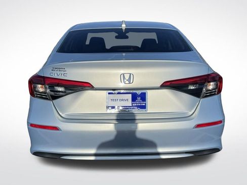 Used 2023 Honda Civic EX image 5