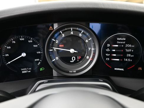 Certified 2024 Porsche 911 Carrera 4S w/ Sport Package image 29