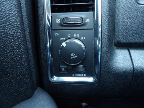 Used 2017 RAM 2500 Laramie w/ Off Road Package image 23