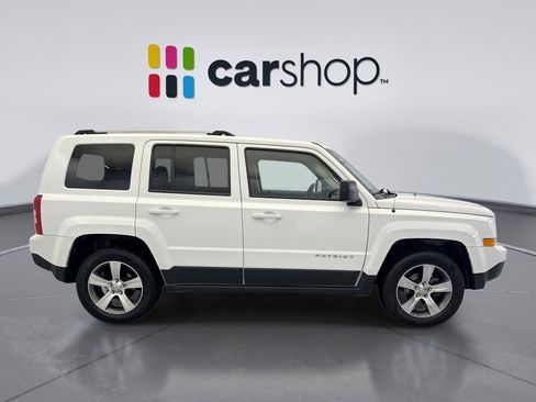 Used 2017 Jeep Patriot High Altitude AWD/4WD image 6