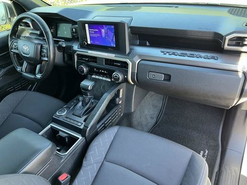 Used 2025 Toyota Tacoma SR5 RWD image 18