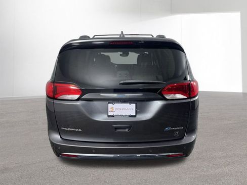 Used 2018 Chrysler Pacifica Limited w/ Advanced Safetytec Group image 15