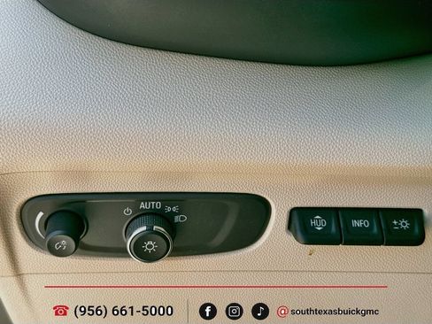 Used 2023 Buick Envision Avenir FWD image 23