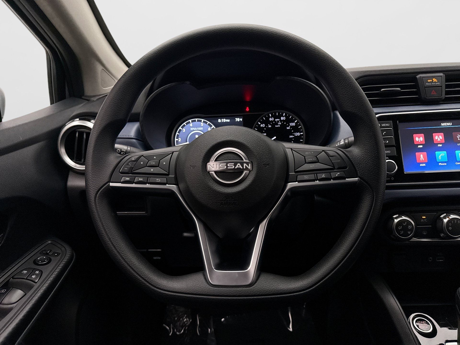 Used 2025 Nissan Versa SV w/ Trunk Package FWD image 12