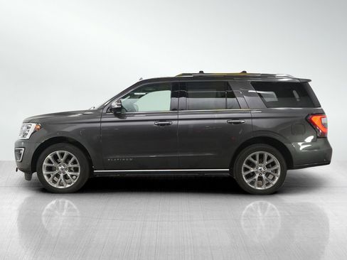 Used 2019 Ford Expedition Platinum image 2
