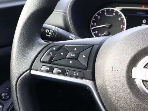 Used 2024 Nissan Sentra SV image 25