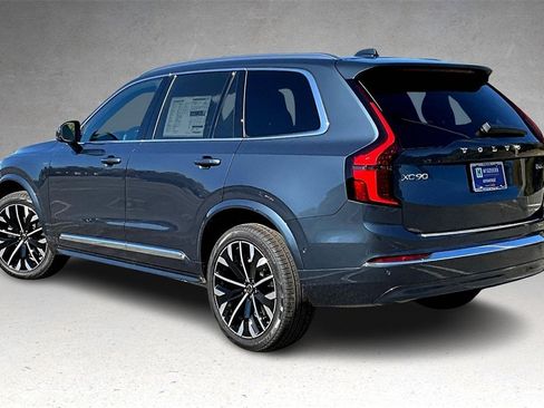New 2026 Volvo XC90 B6 Plus w/ Protection Package AWD/4WD image 3
