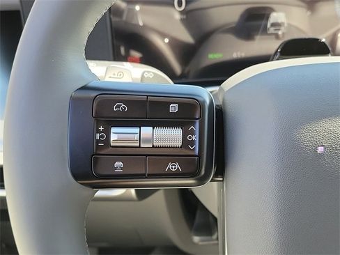 New 2026 Hyundai Ioniq 9 SEL image 5