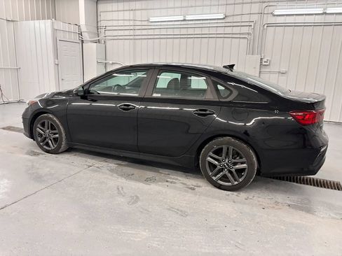 Used 2021 Kia Forte GT-Line FWD image 4