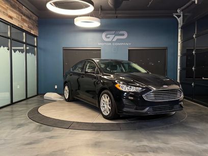 Used 2019 Ford Fusion SE