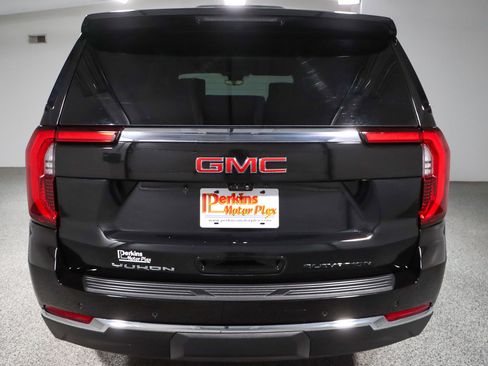 Used 2025 GMC Yukon XL Elevation w/ Elevation Premium Package image 8