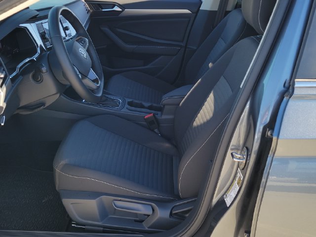Used 2024 Volkswagen Jetta S FWD image 6