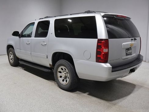 Used 2013 Chevrolet Suburban LT w/ Luxury Package AWD/4WD image 13