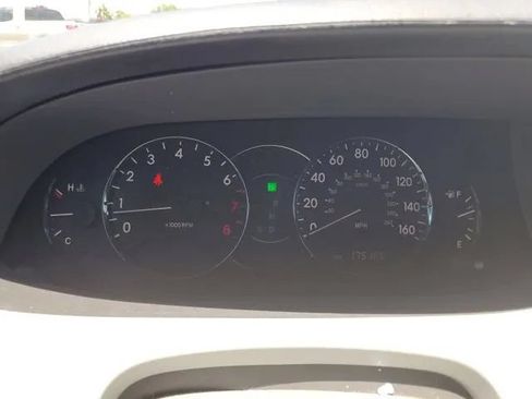 Used 2009 Toyota Avalon Limited FWD image 25