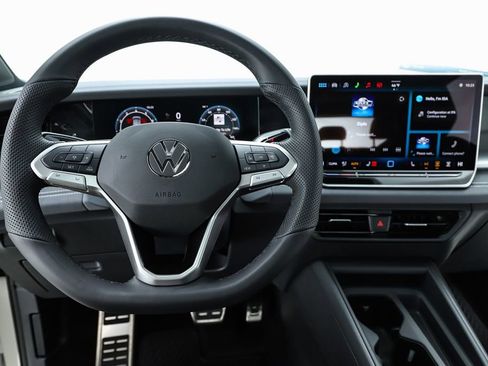 New 2026 Volkswagen Tiguan SE R-Line image 20