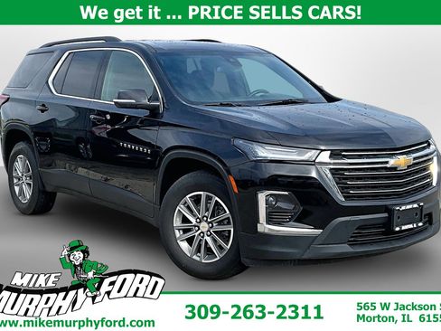 Used 2023 Chevrolet Traverse LT w/ LPO, Floor Liner Package AWD/4WD image 1