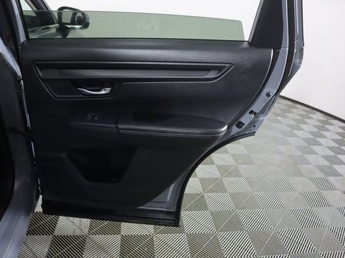 Used 2025 Honda CR-V LX image 22