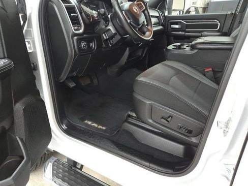 Certified 2024 RAM 3500 Big Horn AWD/4WD image 15