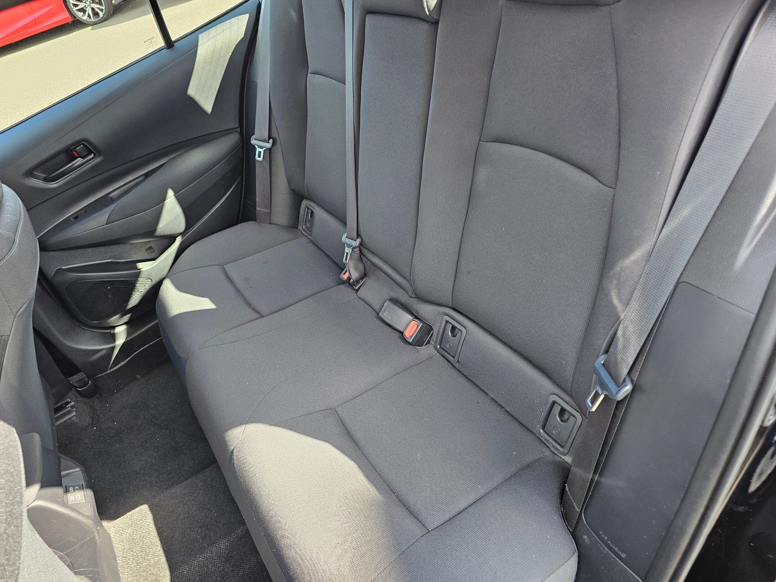 Used 2025 Toyota Corolla LE FWD image 18