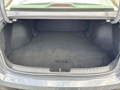 Certified 2025 Hyundai Elantra Sport image 27