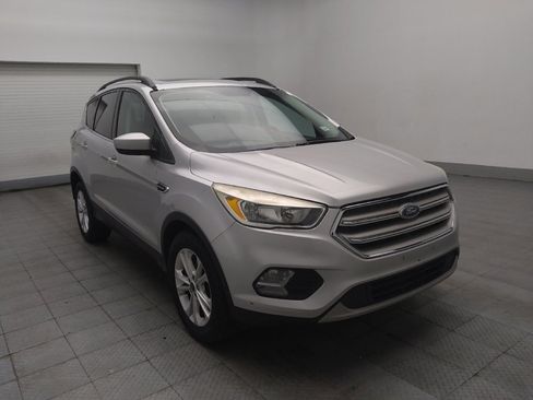 Used 2018 Ford Escape SE image 13