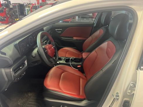 Used 2025 Kia K4 GT-Line w/ GT-Line Premium Package FWD image 3