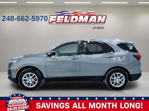 Used 2023 Chevrolet Equinox LS w/ LS Convenience Package image 2
