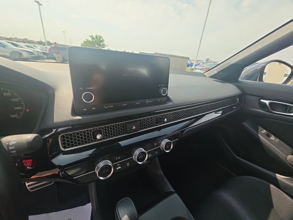 Used 2025 Honda Civic Sport image 18