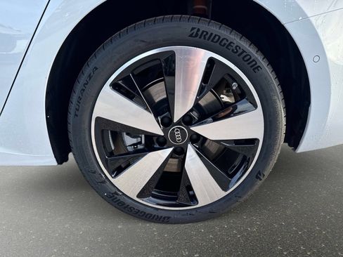 New 2025 Audi A5 2.0T Prestige image 8