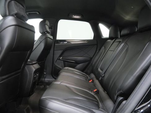 Used 2017 Lincoln MKC Premiere AWD/4WD image 22