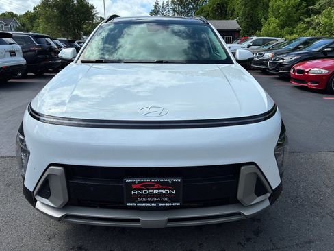 Used 2024 Hyundai Kona Limited AWD/4WD image 4