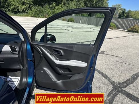Used 2020 Chevrolet Trax Premier AWD/4WD image 38