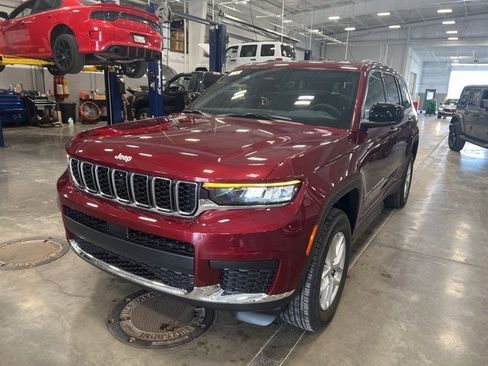 New 2025 Jeep Grand Cherokee L Laredo w/ Luxury Tech Group I image 3