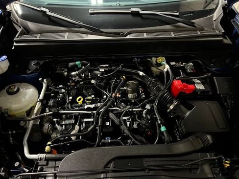 Used 2023 Ford Maverick Lariat w/ Lariat Luxury Package image 44