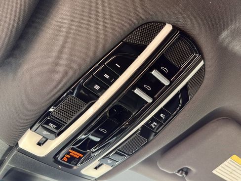 Used 2019 Porsche Panamera 4 AWD/4WD image 22