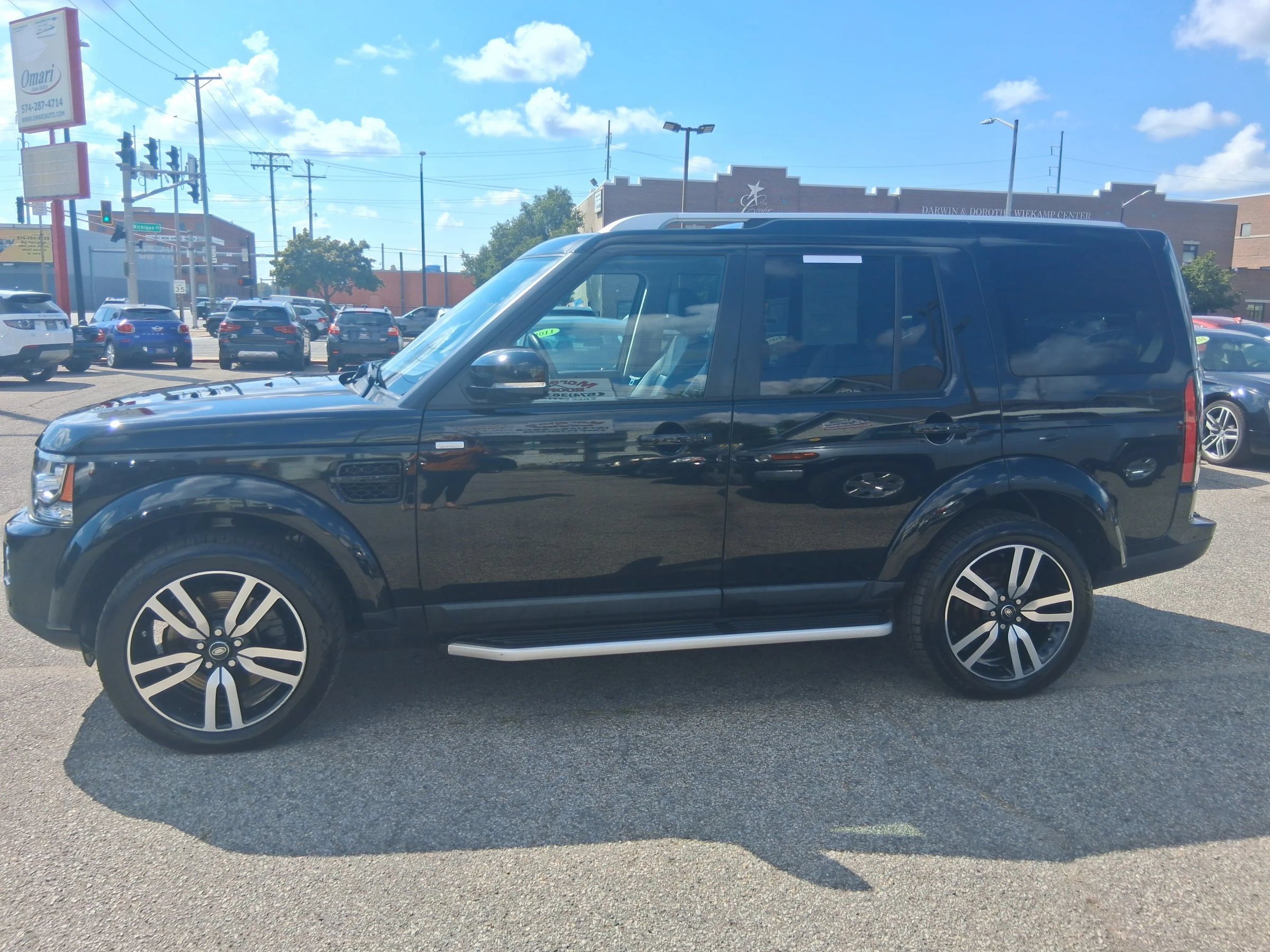 Used 2016 Land Rover LR4 HSE LUX AWD/4WD image 4
