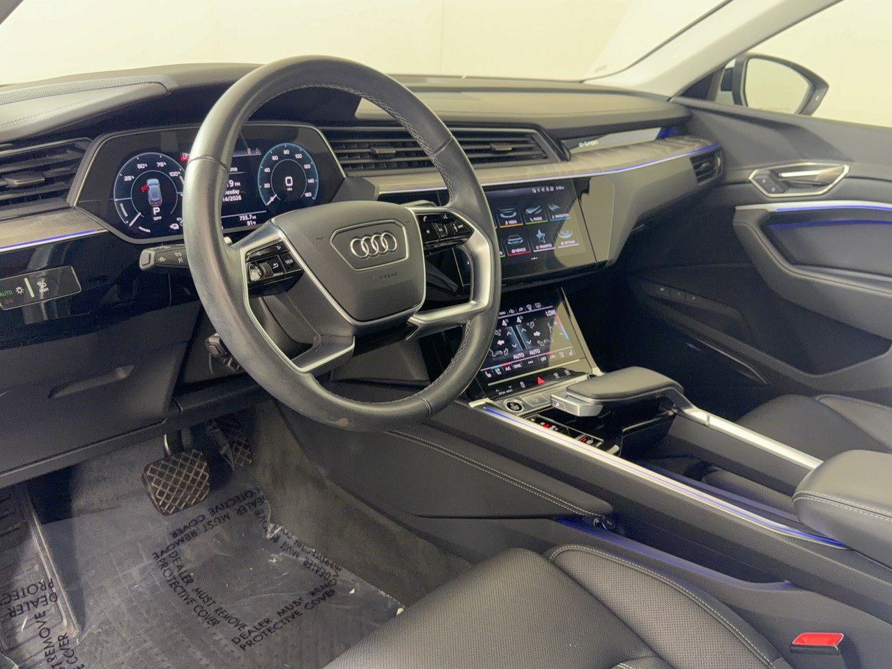 Used 2024 Audi Q8 e-tron Prestige AWD/4WD image 4