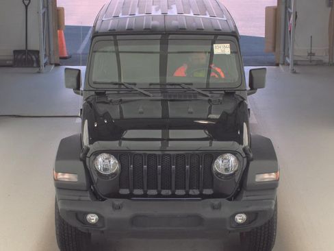 Used 2022 Jeep Wrangler Unlimited Sport AWD/4WD image 2