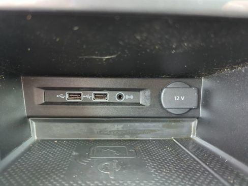 Used 2020 Volkswagen Tiguan SEL AWD/4WD image 41