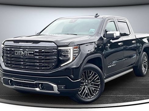 Used 2022 GMC Sierra 1500 Denali Ultimate AWD/4WD image 3