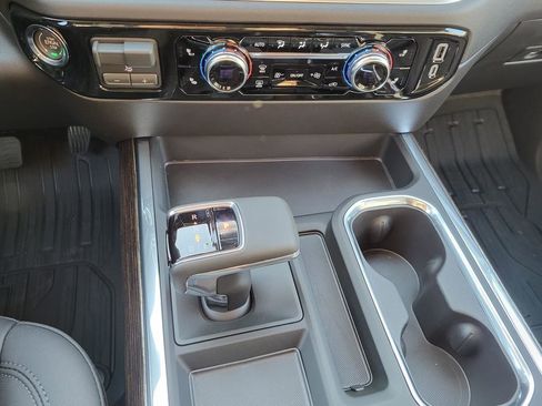 New 2026 GMC Sierra 1500 Elevation w/ Elevation Premium Package image 10