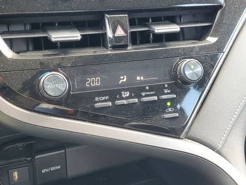 Used 2024 Toyota Camry SE FWD image 22