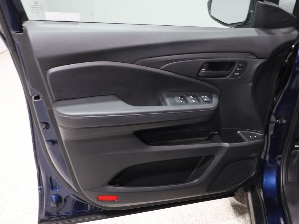 Used 2023 Honda Passport EX-L image 14